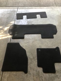 2020 Chevy Traverse OEM Floor Mats