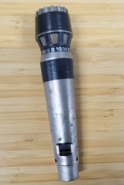 Vintage AKG Acoustics D 1000E Dynamic Microphone Connection XLR 200Ω (Tested in good Working Order)