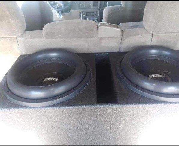 Sundown X15 D1 15 Inch Subwoofers With Amp