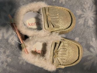 Kensley Baby Moccasins Gold Faux Fur