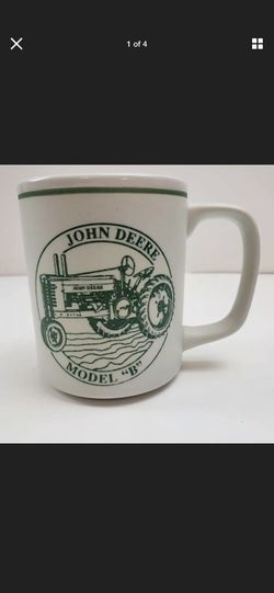 John Deere Model B Tractor Hologram Coff