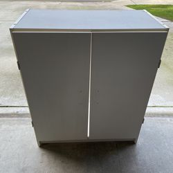 Particleboard Cabinet Make An Offer