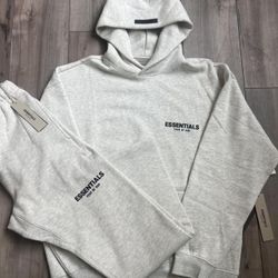 Essentials Set