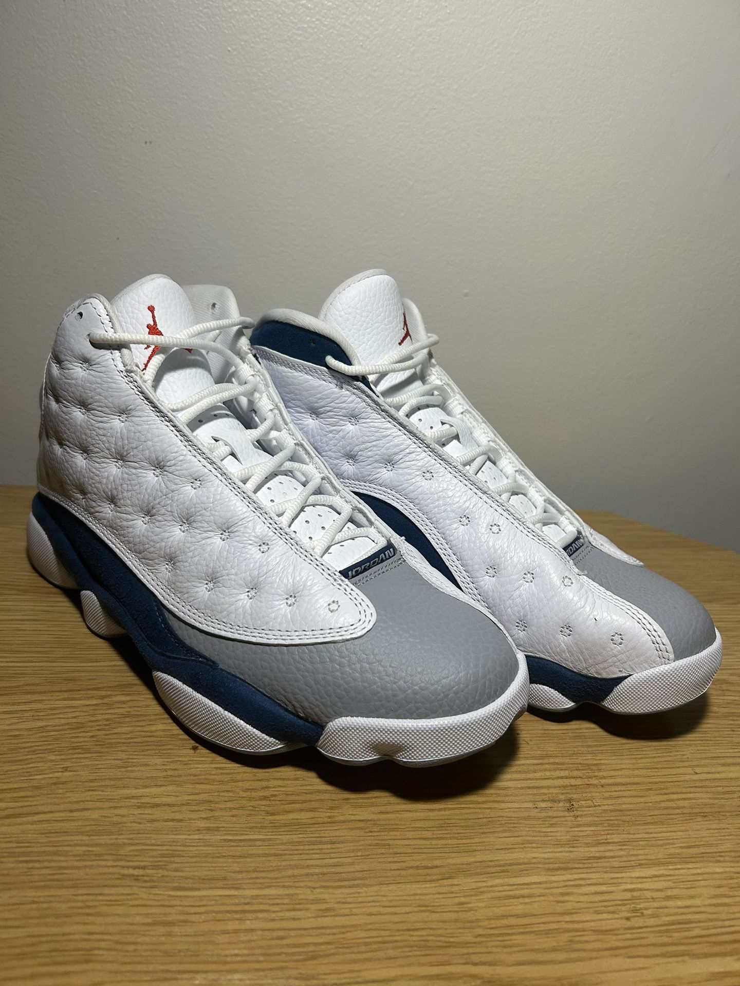 Jordan Retro 13 Blue&White  Size 8.5