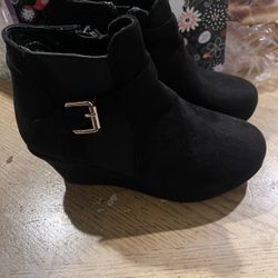 Lucky Top Boots