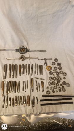 Various tap and dies great shape
