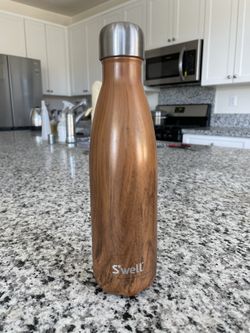 S’well teakwood 17 oz Water Bottle
