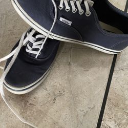 Women’s Shoe