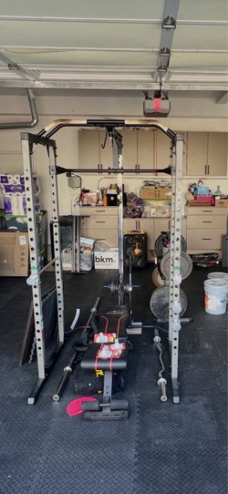 Power rack with lat pull down