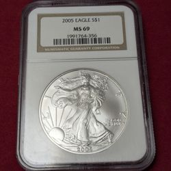 2005 American Silver Eagle 1oz  Silver .999 NGC MS69 