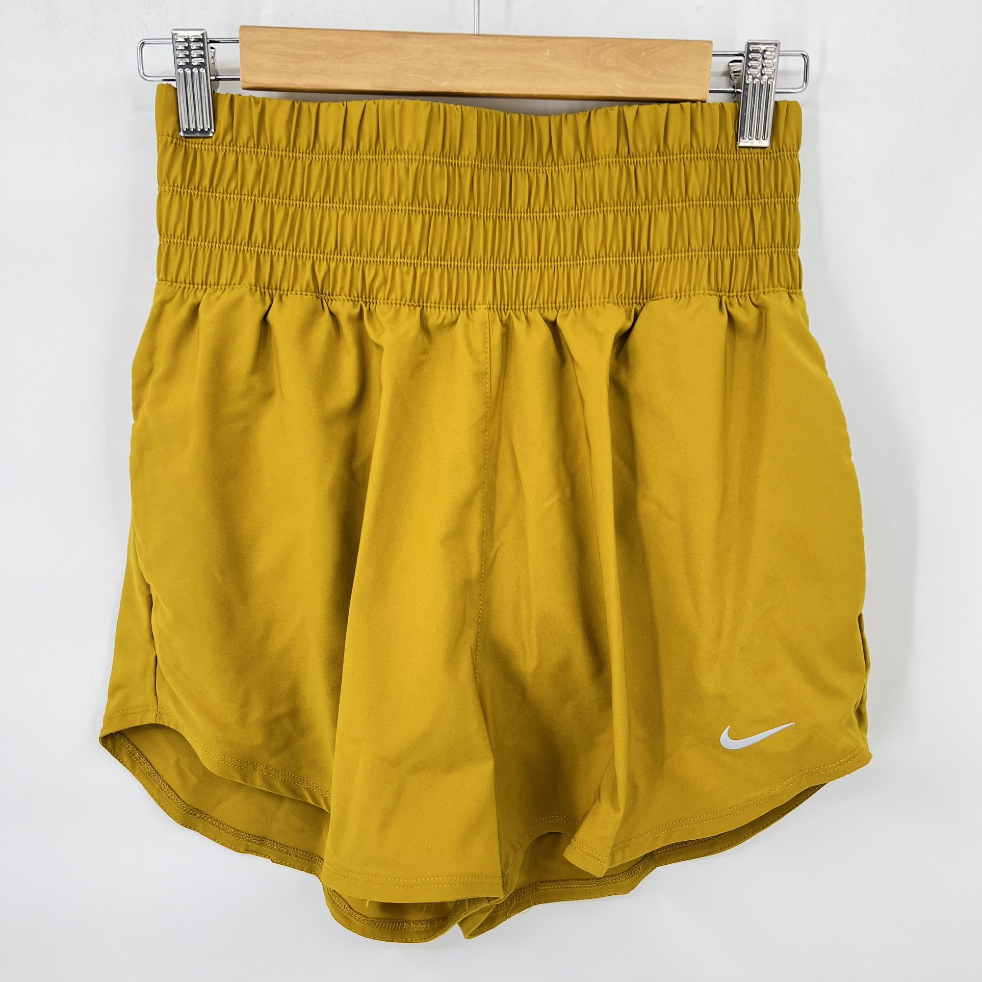 NEW $45 Nike High Rise Pull On Lined Mustard Yellow Athletic Shorts Size Small