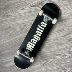 “Magatta” Skateboard