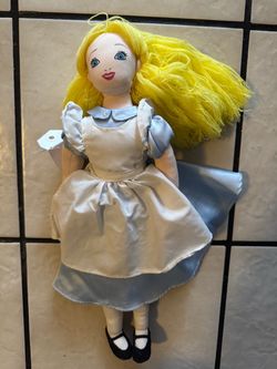 Vintage Disney Theme Parks Alice in Wonderland Rag Doll 17” Plush RARE