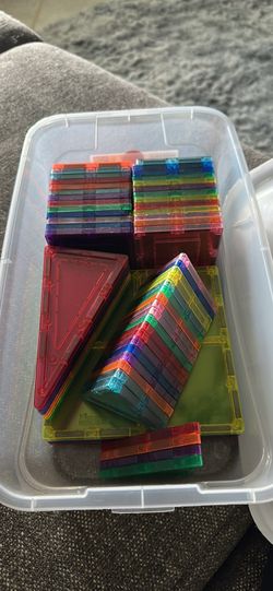 Magnetic Tiles