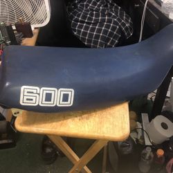 1987 Kawasaki KLR 600 Seat 
