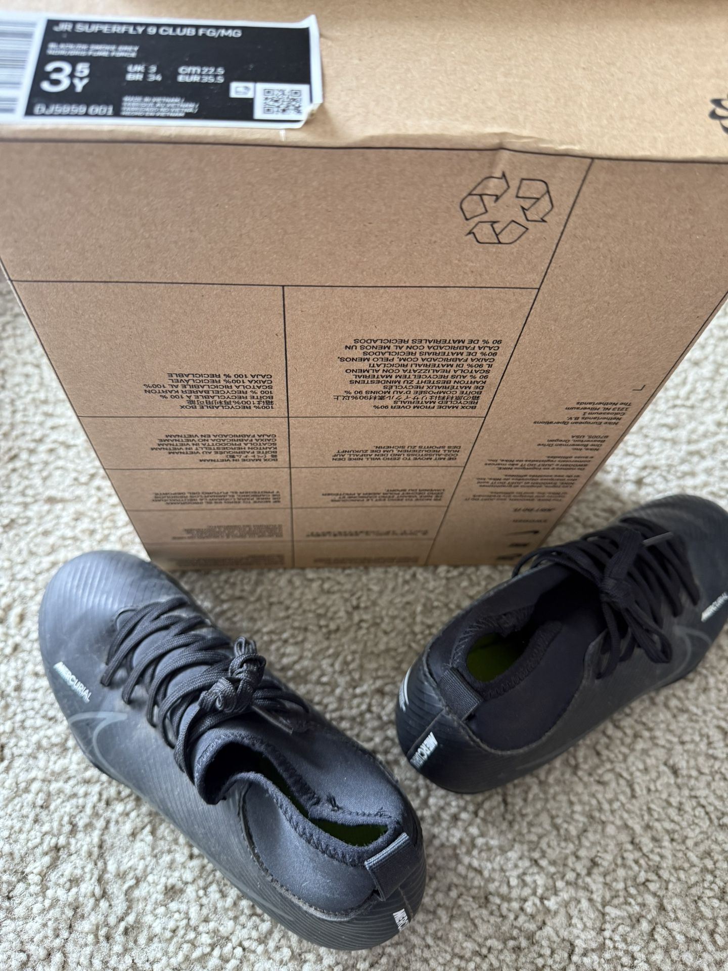 Nike Mercurial Kids Uk Size 3