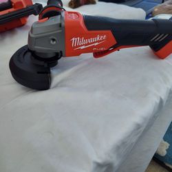 Milwaukee  4 1/2 In / 5 In Grinder W Padle Switch