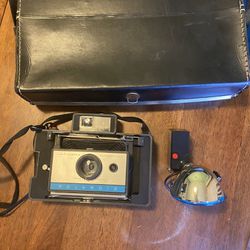 1960’s vintage Polaroid Land camera Auto 210 With Original Leather Case