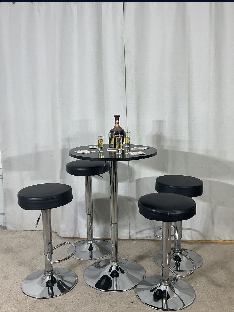 Black & Chrome Bar Table With Stools READ DESCRIPTION & SEE PICS