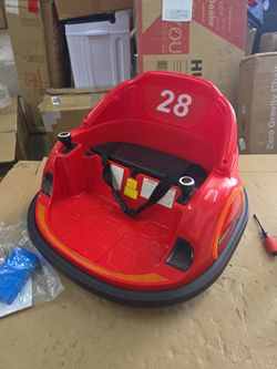 12V Bumper Ride - on Car with remote control, 360 rotating wheels - Dual 25w motors,