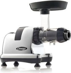 Omega 8006 Nutrition Center Juicer – Excellent Condition!