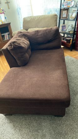 Brown Lounge Chair 5ft L 3 1/2 W