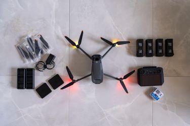 DJI Mavic 3 Cine (1TB Apple ProRes) + RC Pro RM510 + 5 Batteries + ND Filters + 2 Charging Hubs