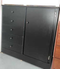 Short dark color wardrobe