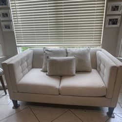 Living Room Furnitures