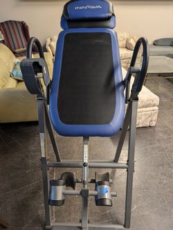 INNOVA Adjustable Fitness Therapy Inversion Table