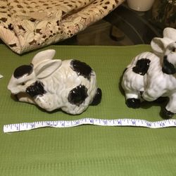 Ceramic Black and White Rabbits in excellent condition 