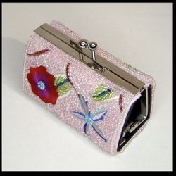 Pink Floral Beaded Coin Purse with Silk Embroidered Flowers 