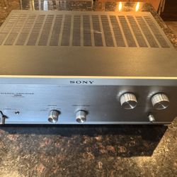 Sony 3200F Amplifier
