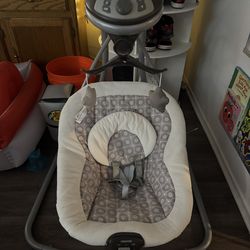 Graco baby swing