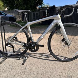 Trek Domane Carbon Bike 