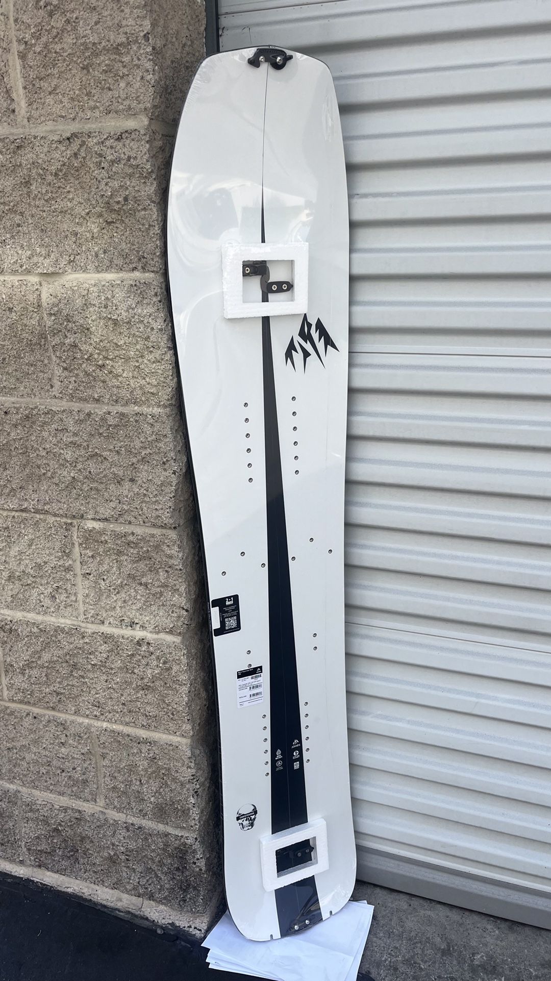 158 cm. NEW Jones Mind Expander splitboard