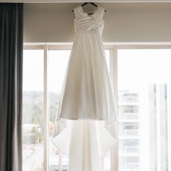Wedding Dress With Veil 