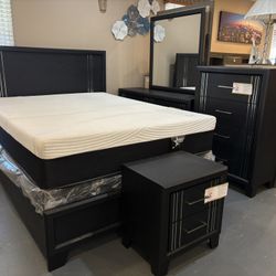 New 5pc Queen Bedroom Set 