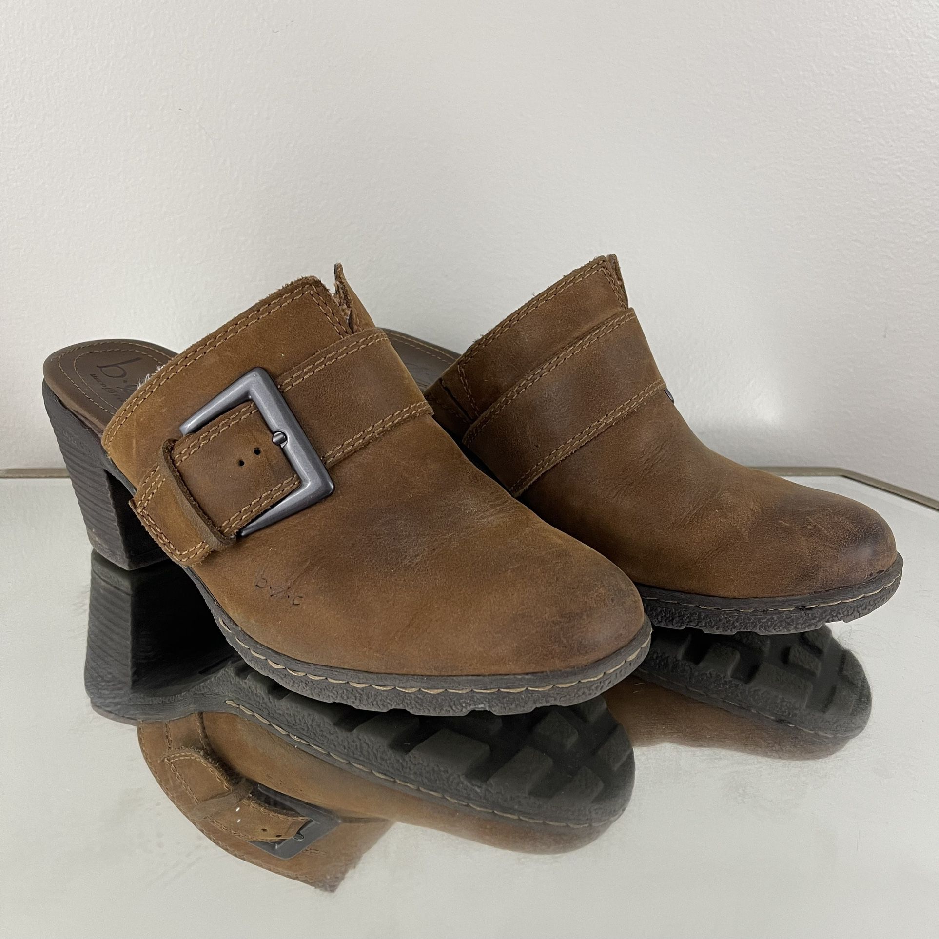 BORN B.O.C Brown Leather Split Toe Buckle Heel Mule Clog Shoes