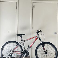 Trek 3500 Three Series Mountain Bike 26”