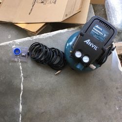 AIR COMPRESSOR