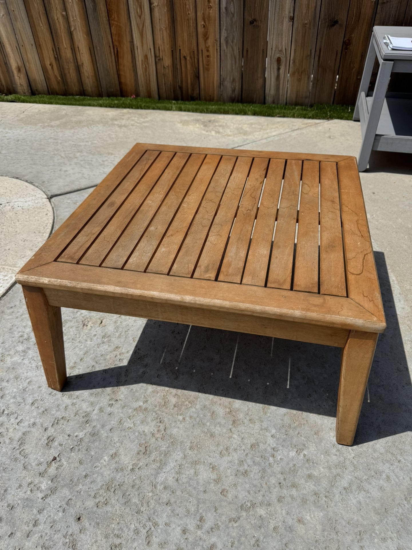 Free Wood Coffee Table
