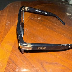 Versace frames real deal