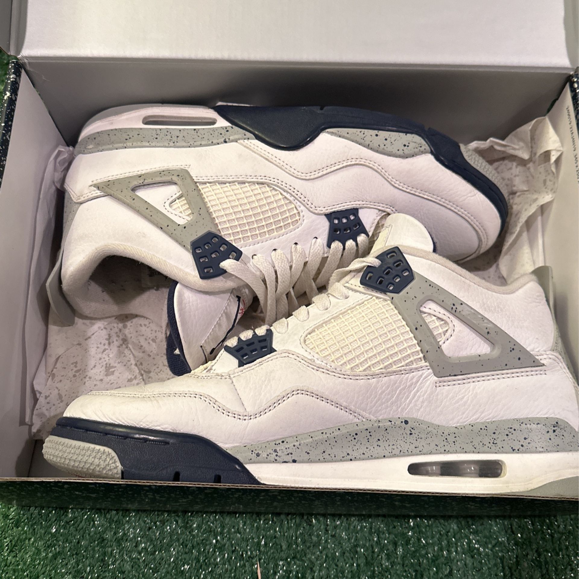 Air Jordan 4 Midnight Navy, Size 10.5 Air Jordan 4 “Midnight Navy” Size 10.5 Men main image 4