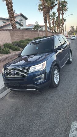 Ford explorer XLT 2018