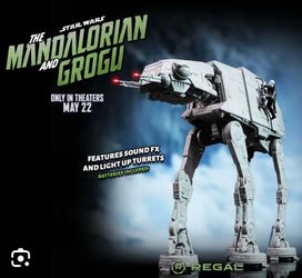 Brand new THE STAR WARS MANDALORIAN AND GROGU “AT-AT” popcorn bucket