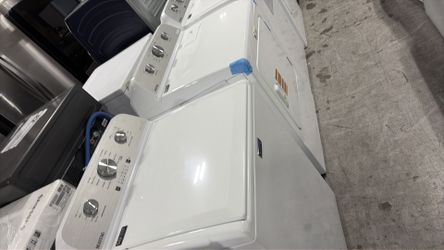 Maytag Topload washer and dryer set