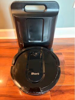 Shark IQ robotic vacuum