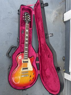 Epiphone Les Paul Traditional Pro With Hard Case