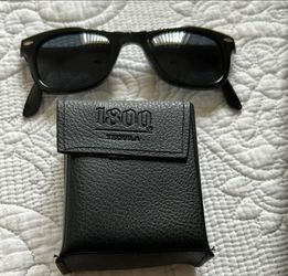 1800 Tequila Promo Sunglasses with Case
